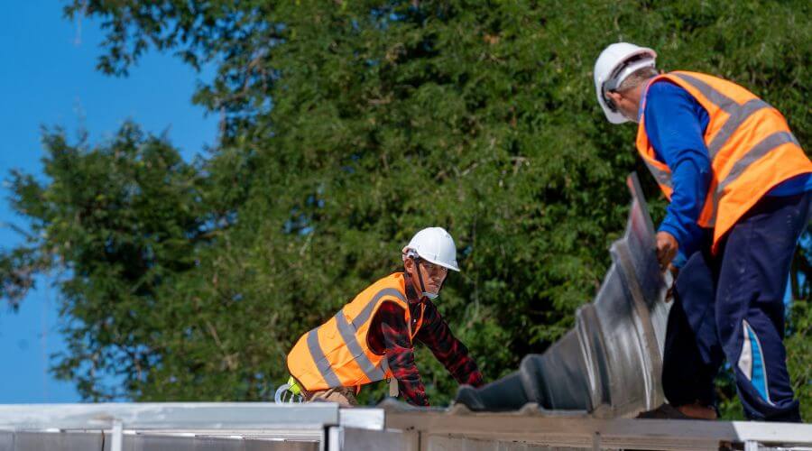 Professional new roof installation services in Manderson, WY